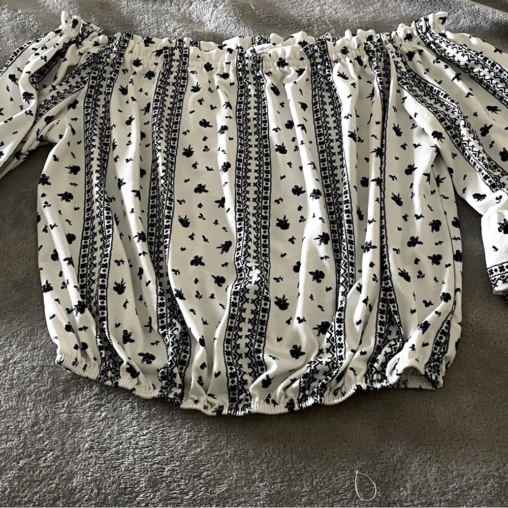 EUC Next & New Crop Top Navy & White Blouse